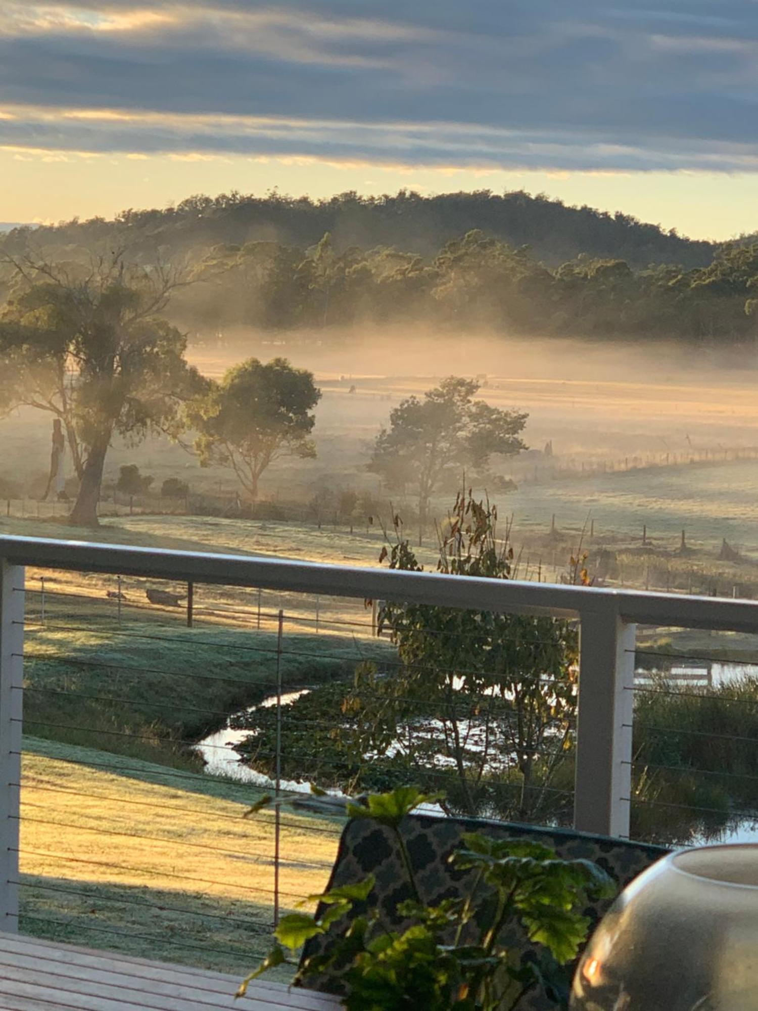 Hazelcreek Cottages Exeter エクステリア 写真