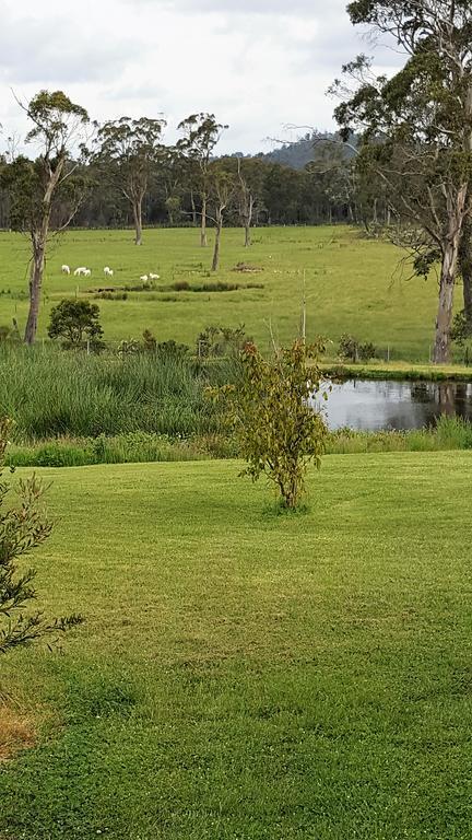 Hazelcreek Cottages Exeter エクステリア 写真