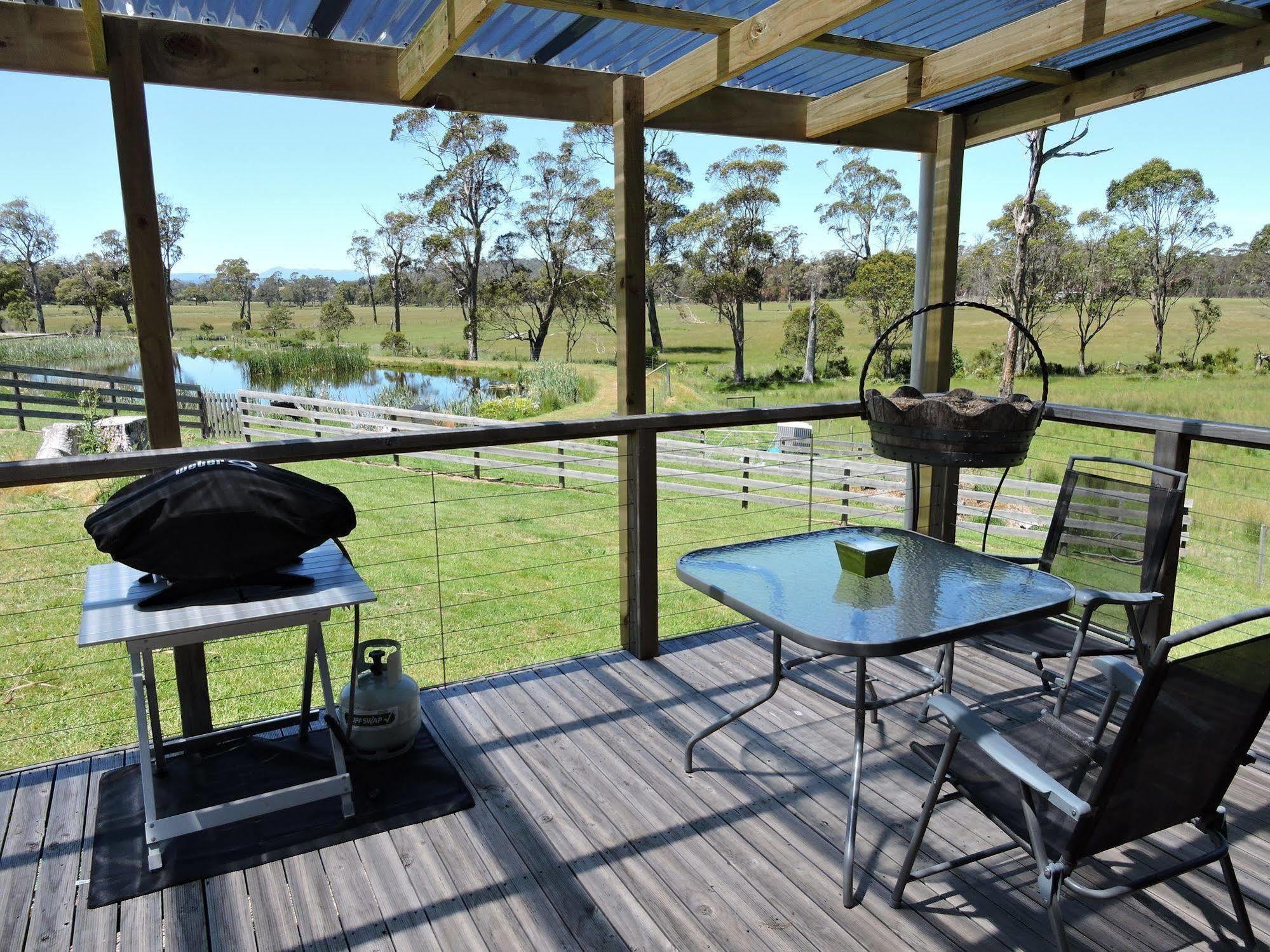 Hazelcreek Cottages Exeter エクステリア 写真