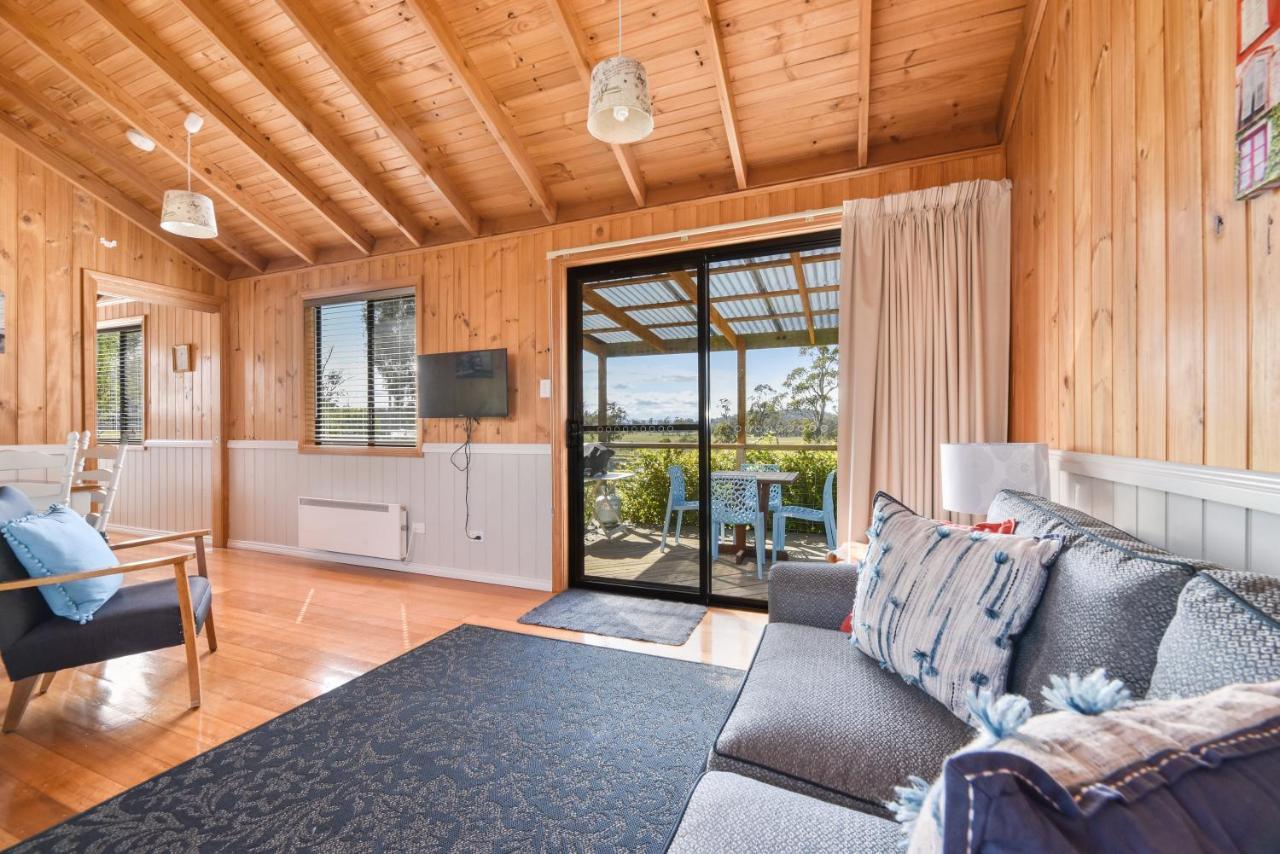 Hazelcreek Cottages Exeter エクステリア 写真